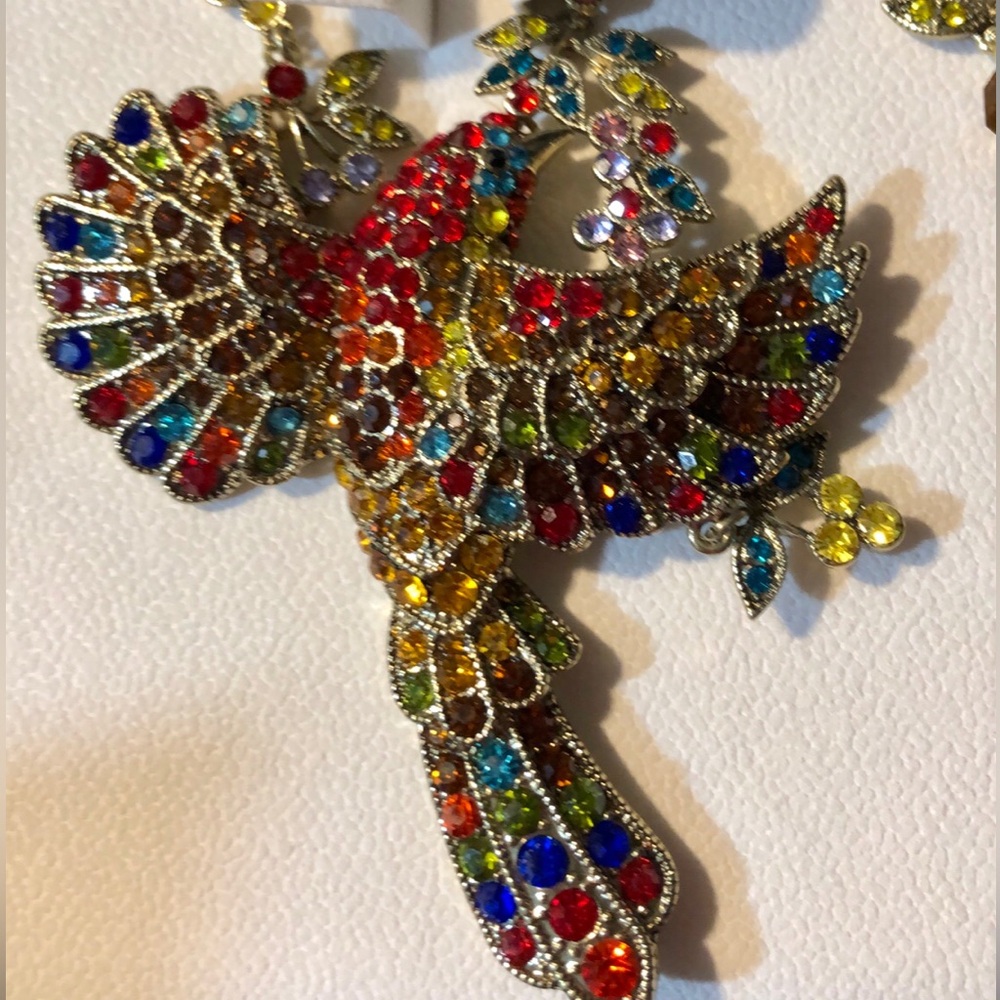 Heidi Daus “ Come Fly With Me” Mary Poppins, Colorful Bird  Necklace - Picture 11 of 12